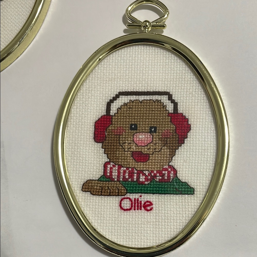 Ollie Christmas Cross Stich Kit